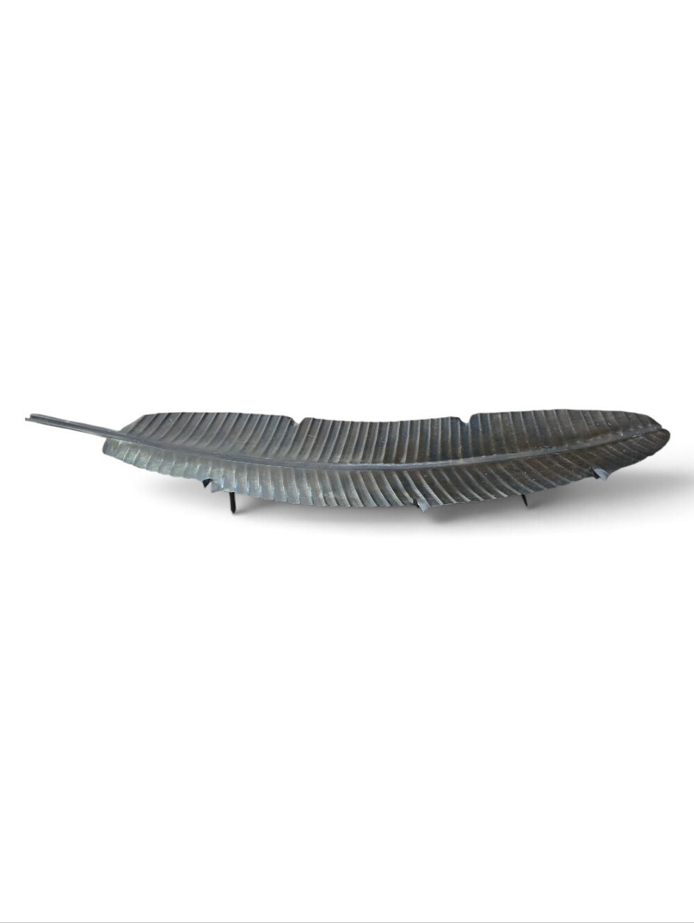 Kohl's Metallic Leaf Table Tray in Silver-Gray/Centerpiece In Bronzed Metal